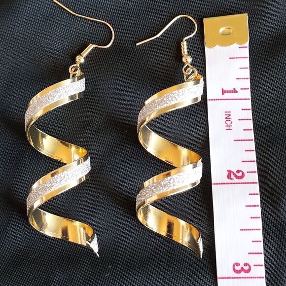 GOLD SILVER WIDE GEOMETRIC CUFF BRACELET/EARRING SET - Picture 12 of 12